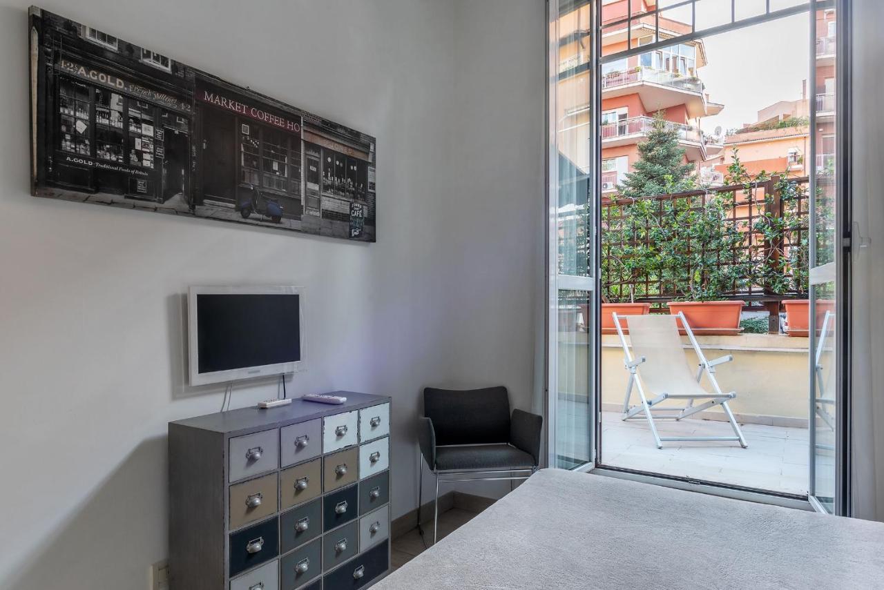 Penthouse Apartment With Terrace Close To Vatican ローマ エクステリア 写真